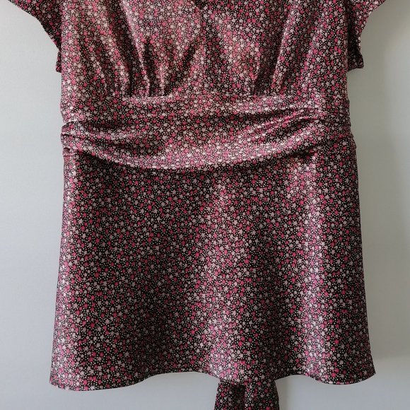Cato Womens Multicolor Short Sleeve V Neck Stars Back Tie Blouse Top Size XL - Picture 3 of 7